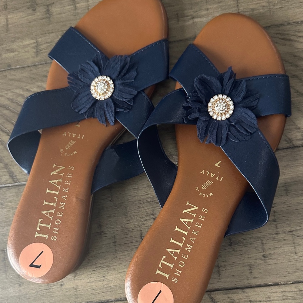 Italian Shoemakers Dark Blue Floral Sandals - Picture 2 of 2